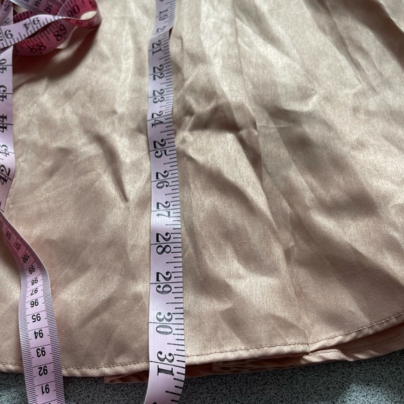 Lulu’s Light Peach Skirt Size Small - Picture 11 of 11